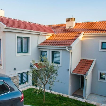 Beach Apartments Тиват Екстер'єр фото