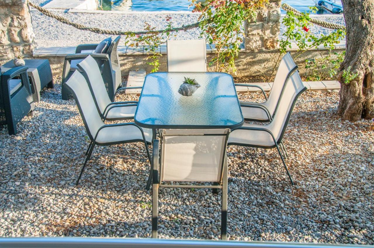 Beach Apartments Тиват Екстер'єр фото
